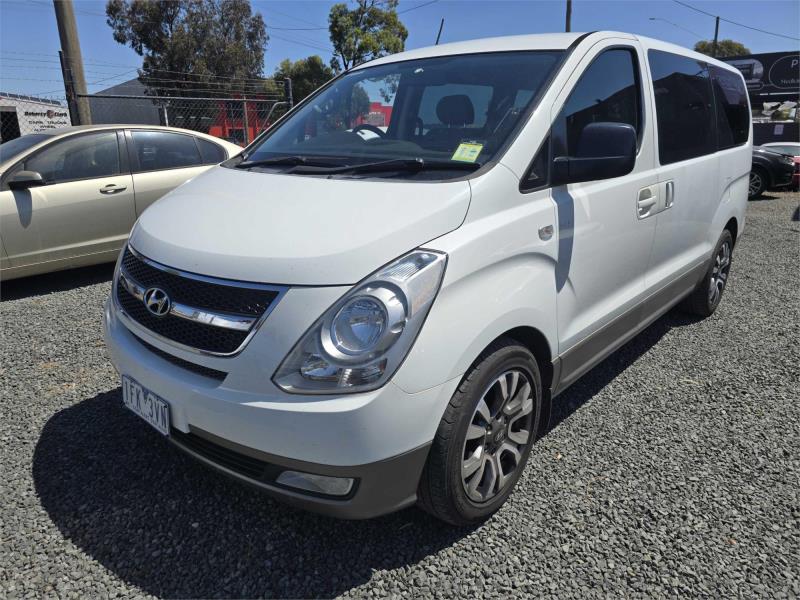 2015 HYUNDAI iMAX 4D WAGON TQ MY13