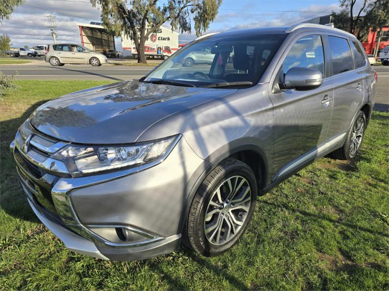 2017 MITSUBISHI OUTLANDER 4D WAGON LS (4x2) ZK MY18